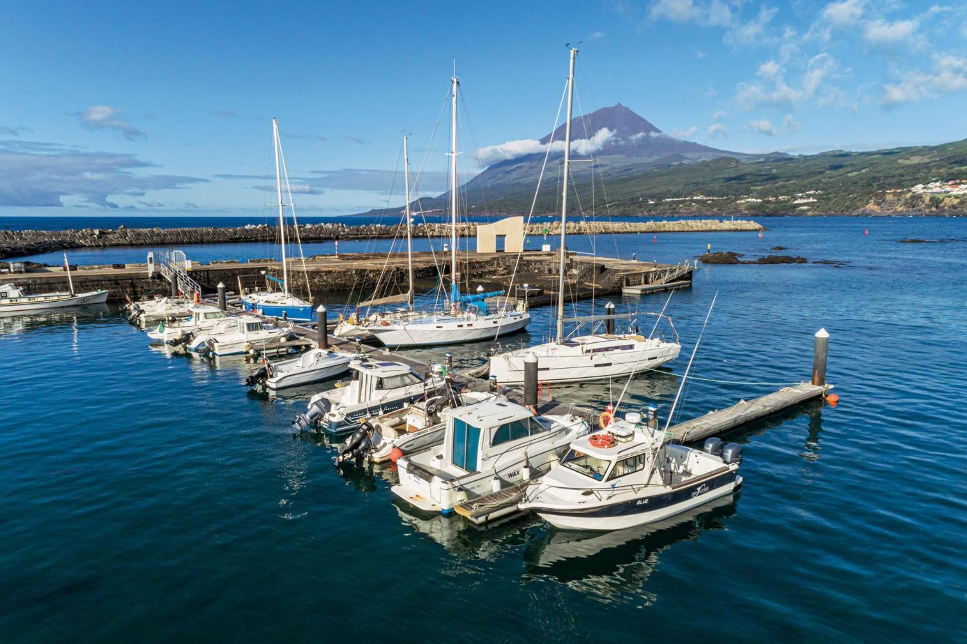 Engenho Hostel Lajes do Pico Exterior photo